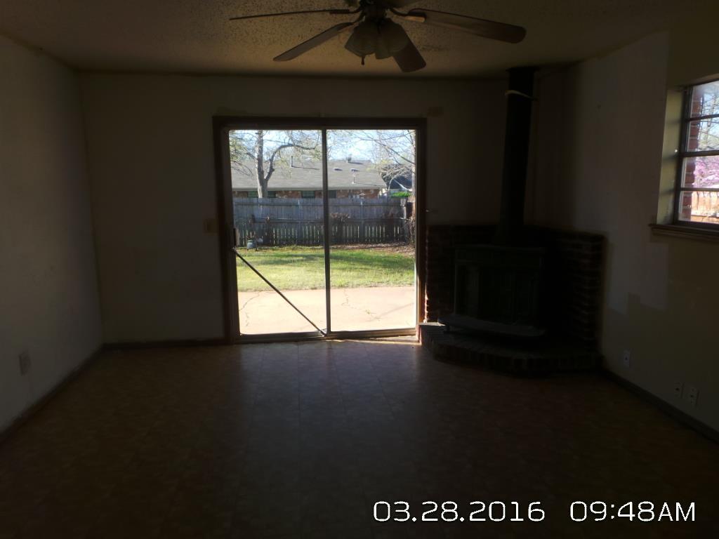 110 Meadowbrook, Moore, OK 73160 photo 4