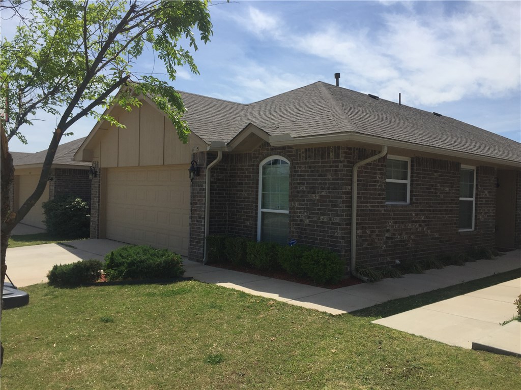 1105 Denmark St, Yukon, OK 73099 photo 3
