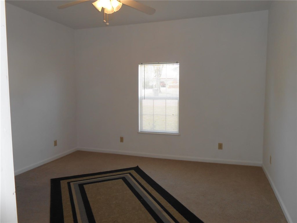 116 S 7th, Mcloud, OK 74851 photo 5