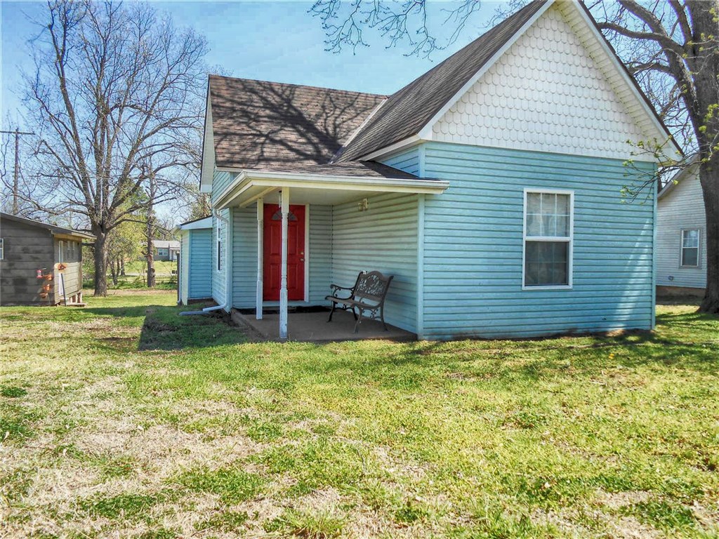116 S 7th, Mcloud, OK 74851 photo 1
