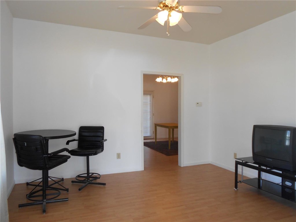 116 S 7th, Mcloud, OK 74851 photo 8