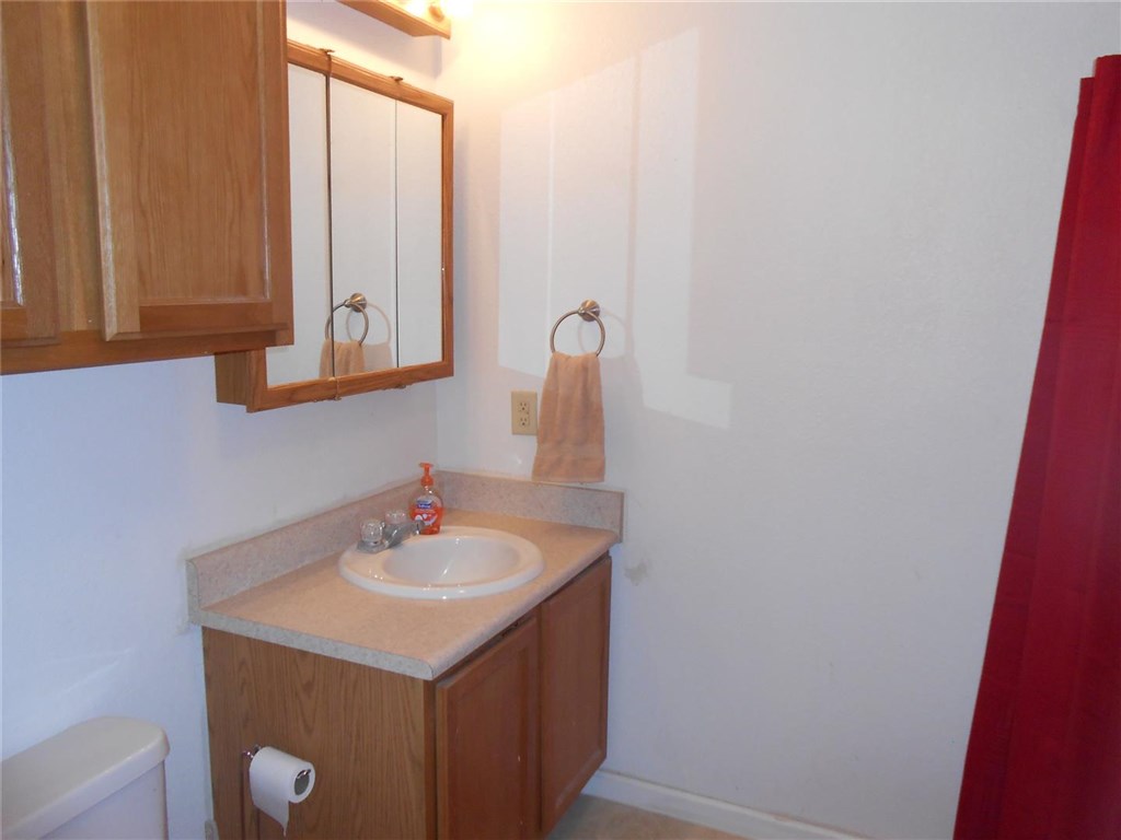 116 S 7th, Mcloud, OK 74851 photo 16