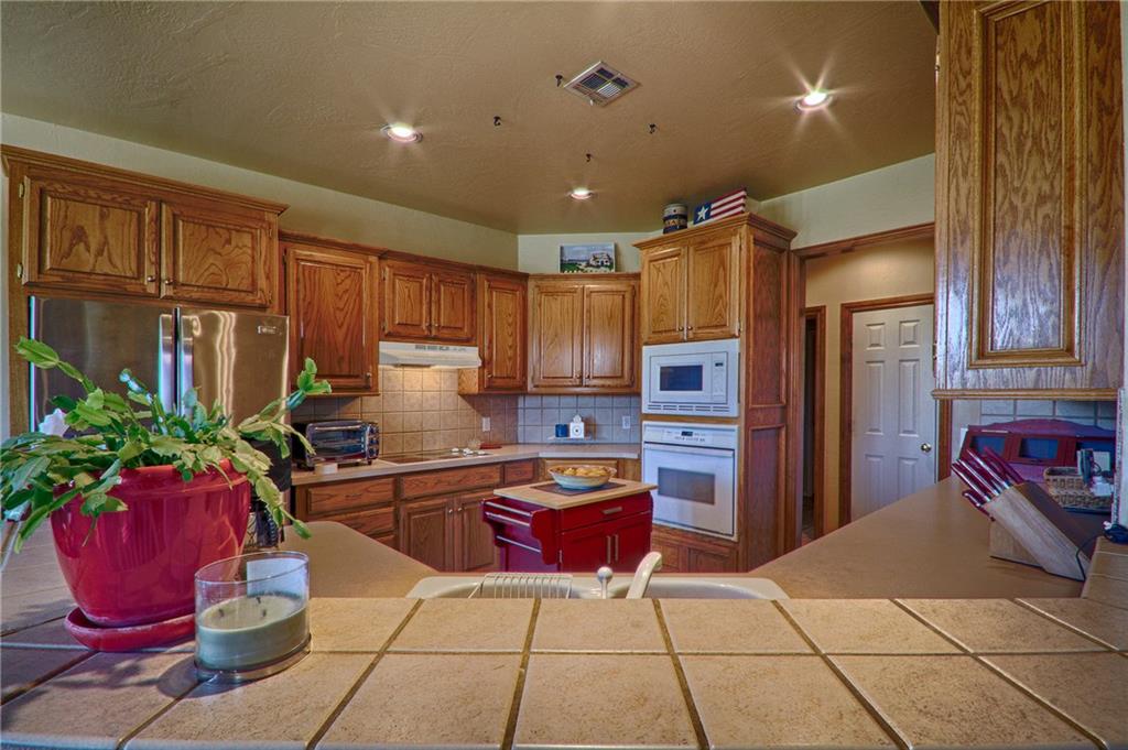 1205 Chipper, Edmond, OK 73025 photo 12