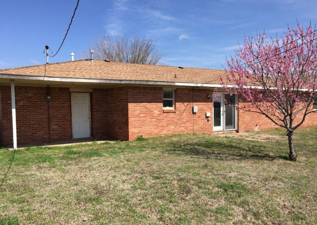 822 Kelli Dr, Watonga, OK 73772 photo 8