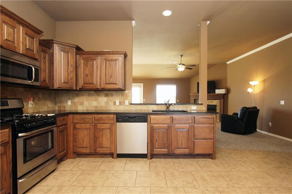 17536 Red Tailed Hawk Way, Edmond, OK 73012 photo 4