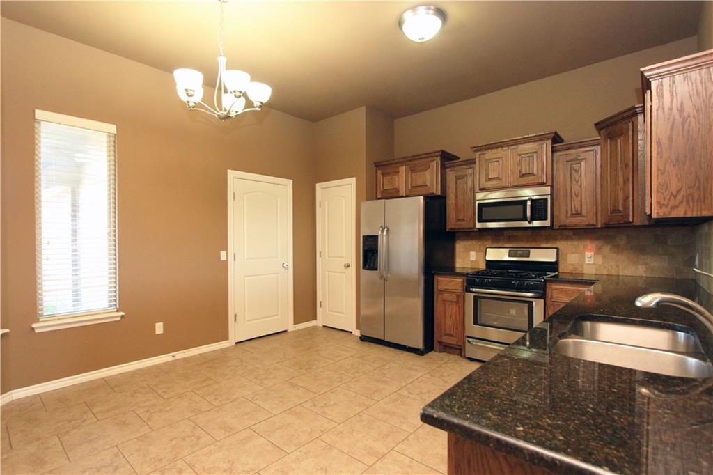 17536 Red Tailed Hawk Way, Edmond, OK 73012 photo 5