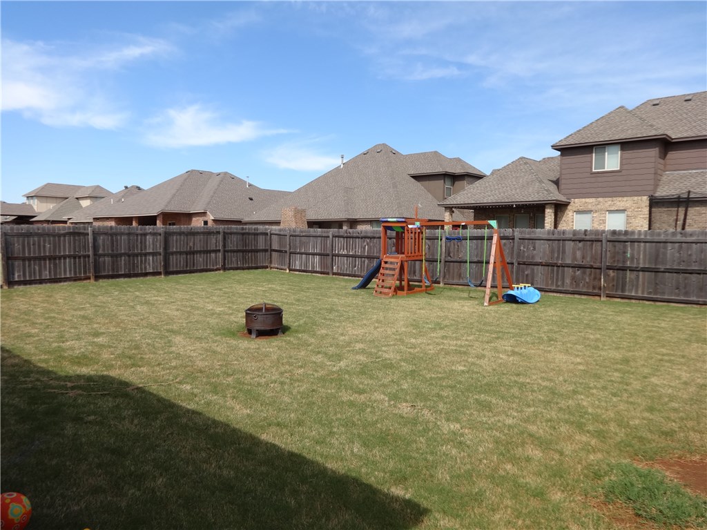 3908 Normandy Rd, Edmond, OK 73013 photo 17