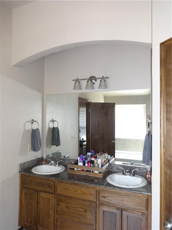 3908 Normandy Rd, Edmond, OK 73013 photo 11