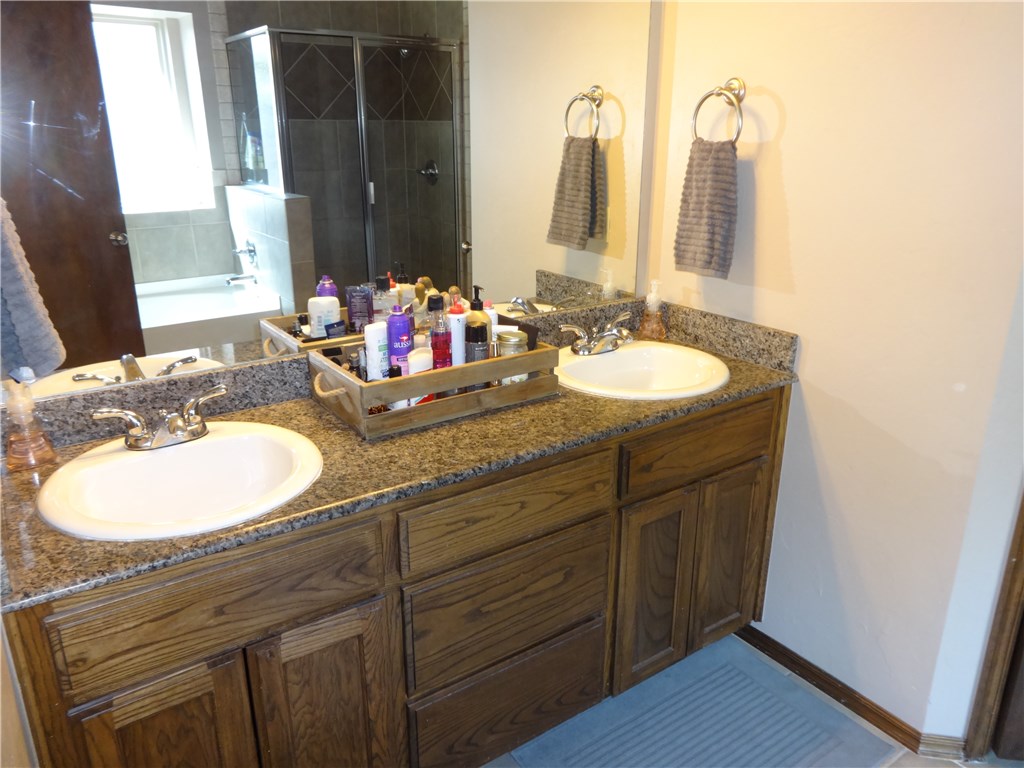3908 Normandy Rd, Edmond, OK 73013 photo 9