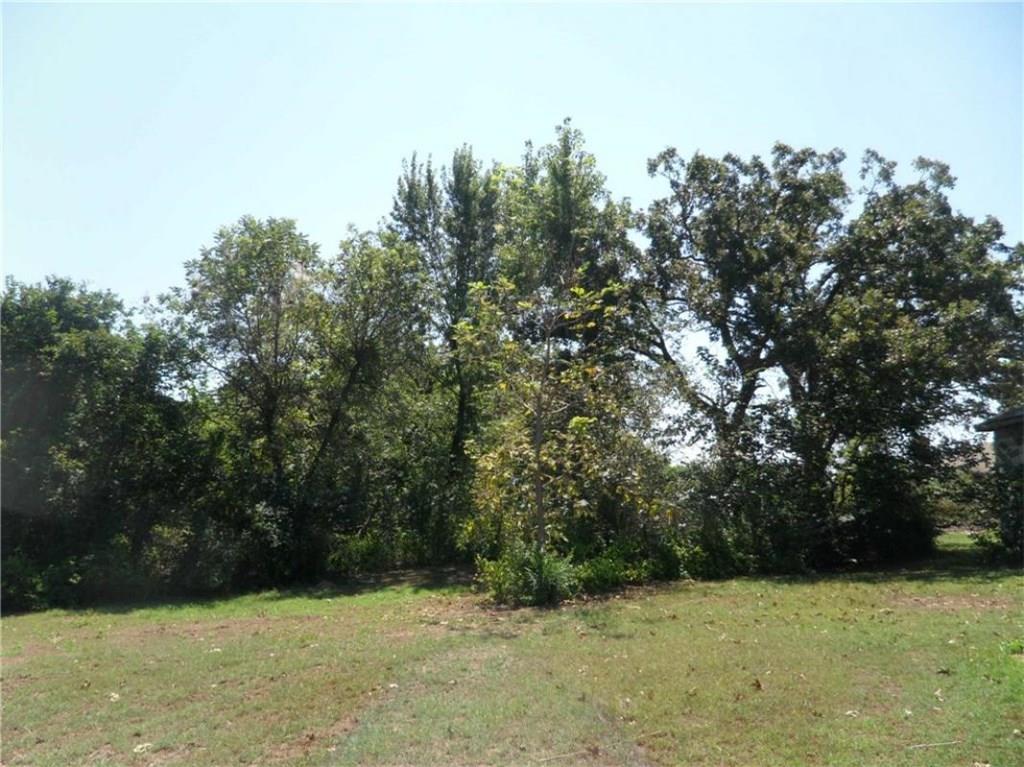 801 S Fishmarket, Mcloud, OK 74851 photo 3