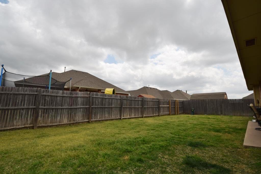 4012 Notting Hill Dr, Moore, OK 73160 photo 36