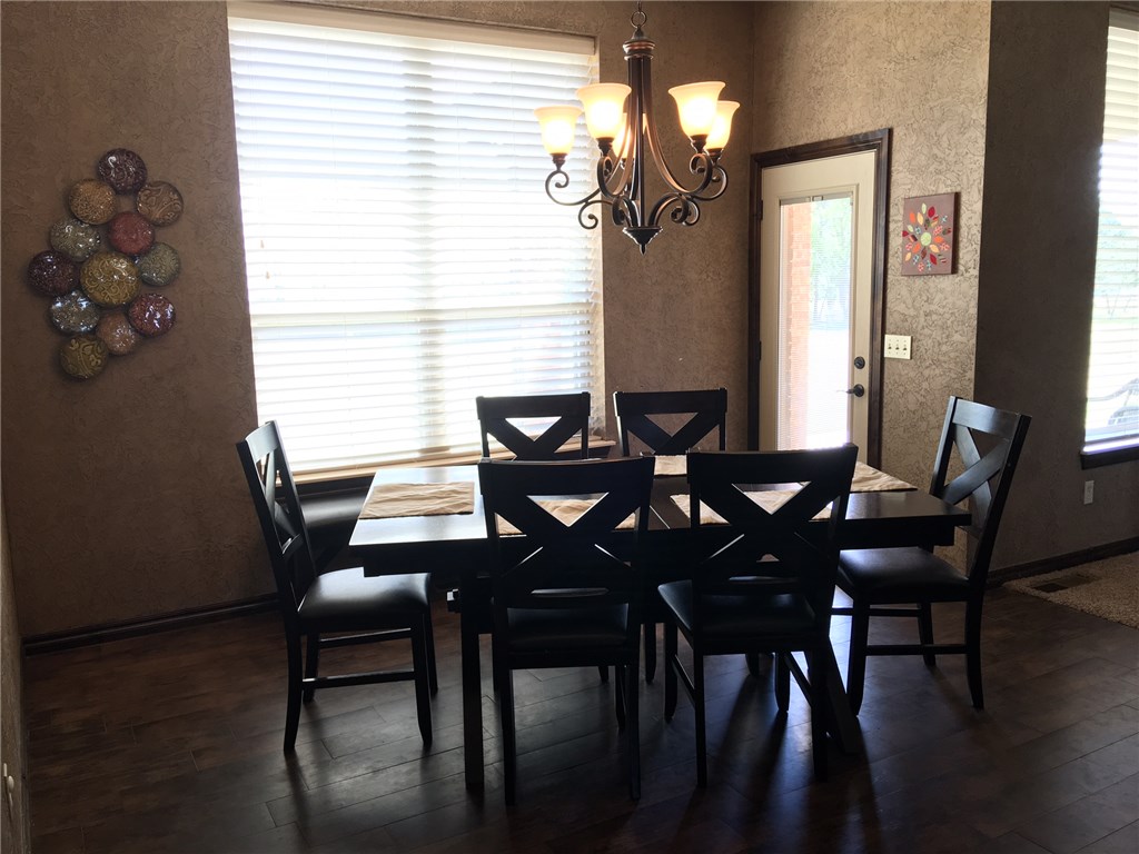 406 Lee Cir, Tuttle, OK 73089 photo 12