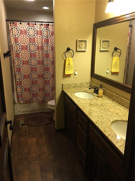 406 Lee Cir, Tuttle, OK 73089 photo 4