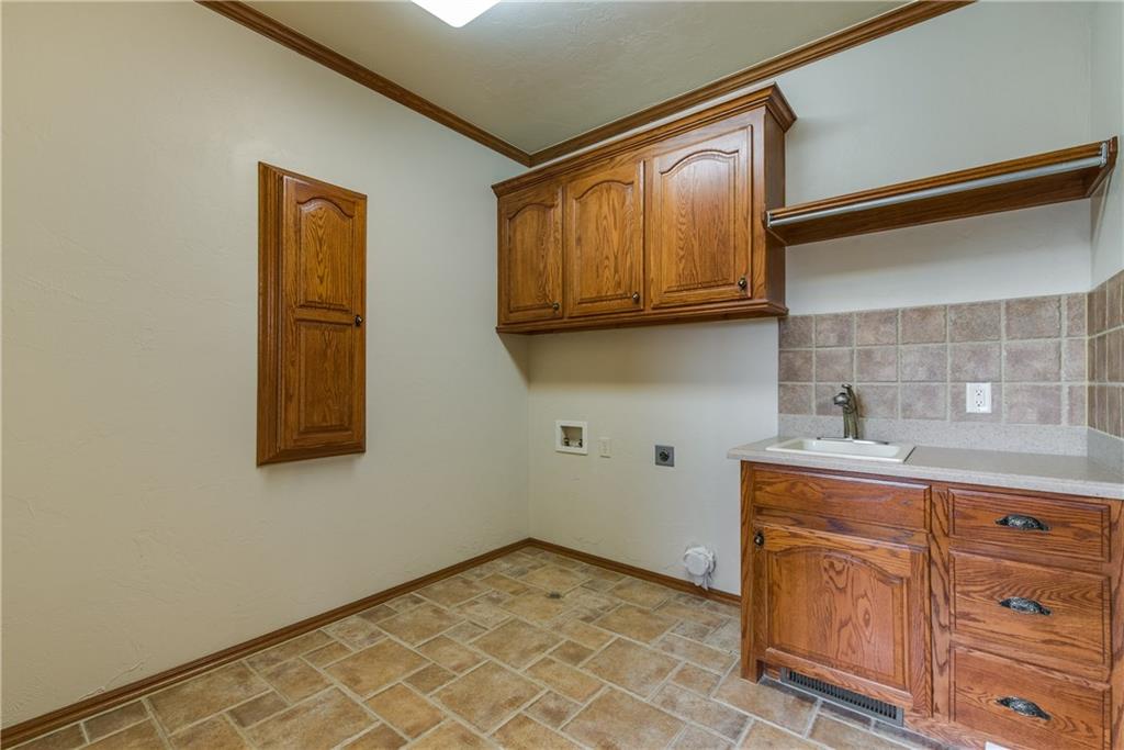 201 Alyssa Ln, Moore, OK 73160 photo 29