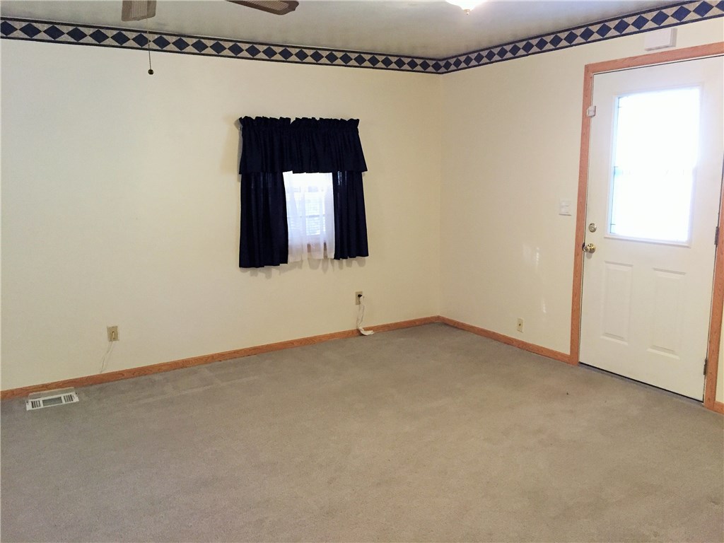 412 N Oak, Crescent, OK 73028 photo 6