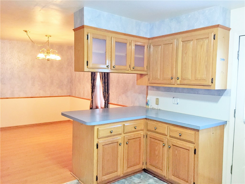 412 N Oak, Crescent, OK 73028 photo 3