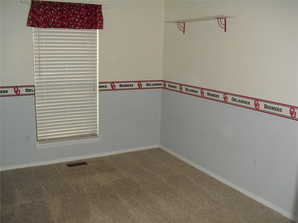 250 Oakridge, Tecumseh, OK 74873 photo 10