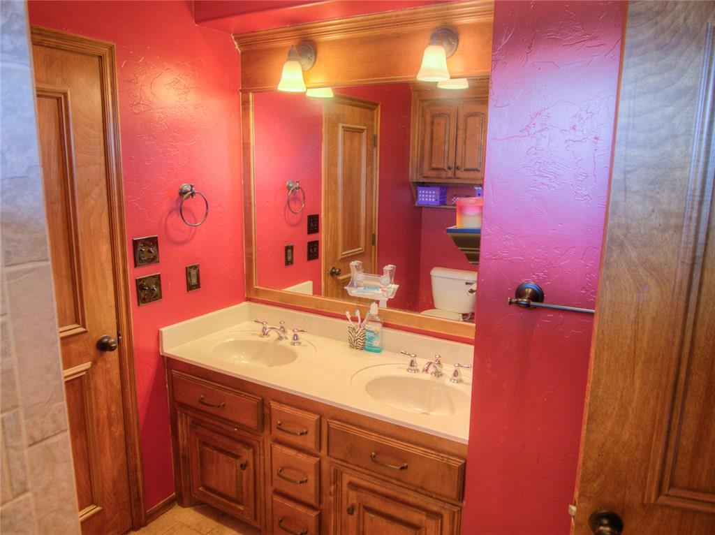 3321 Cypress Ct, Moore, OK 73170 photo 29