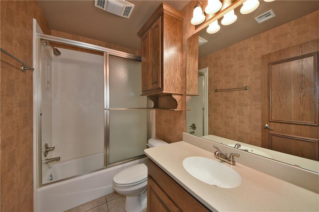 16113 Windrush Pl, Edmond, OK 73013 photo 24
