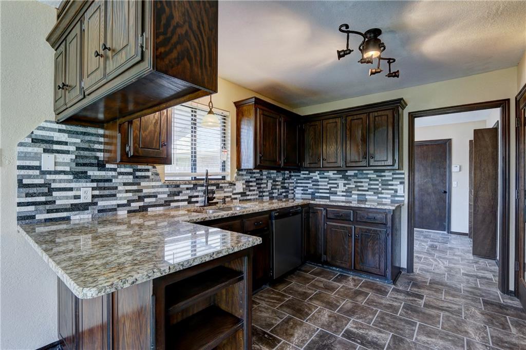 405 Rhoades Ct, Norman, OK 73072 photo 7