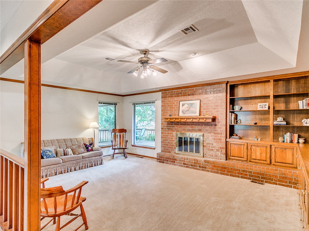 3108 Eagle Crest Rd, Edmond, OK 73013 photo 2