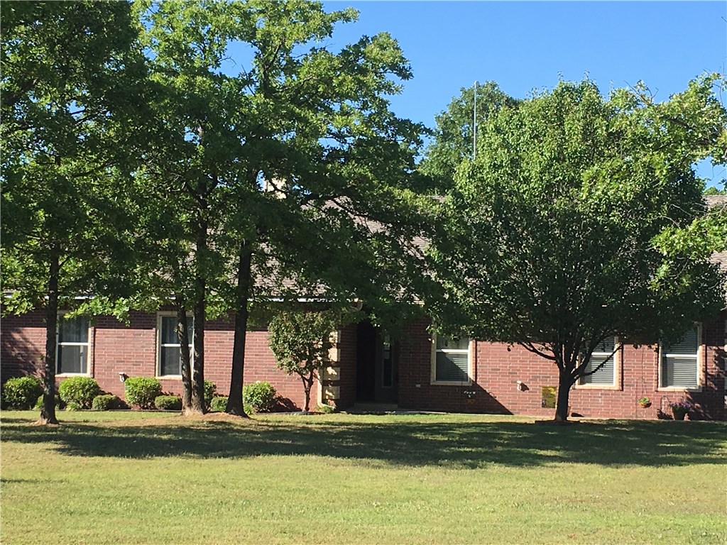 107 Brenda Ln, Mcloud, OK 74851 photo 1
