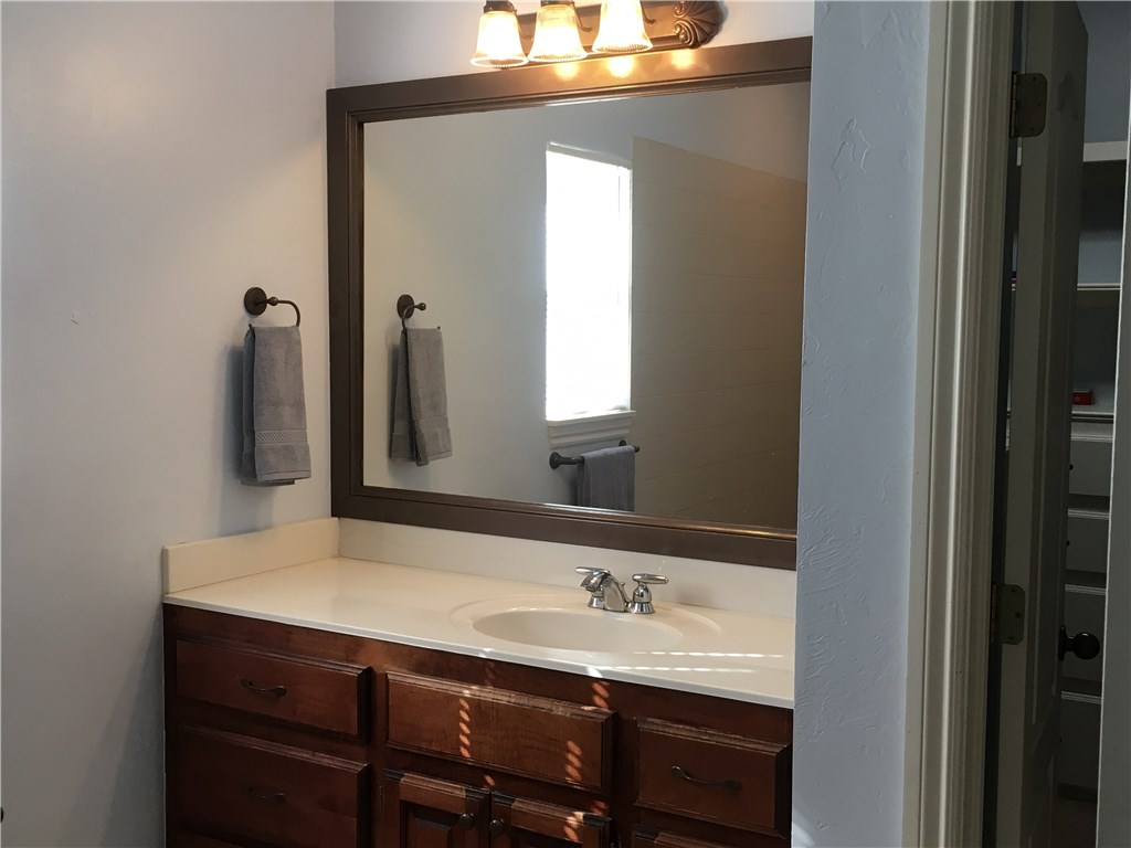 107 Brenda Ln, Mcloud, OK 74851 photo 24