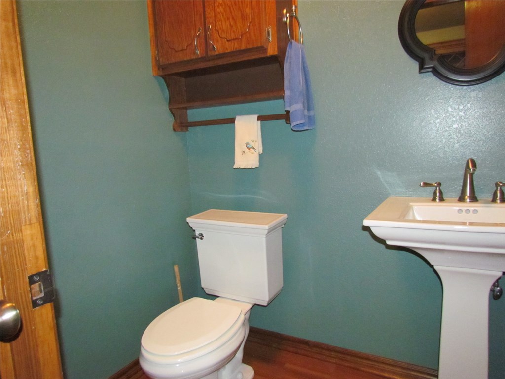 975 S Post Rd, Guthrie, OK 73044 photo 11