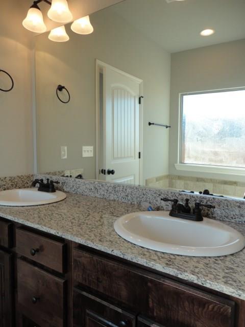 20567 Frontier Ave, Harrah, OK 73045 photo 13