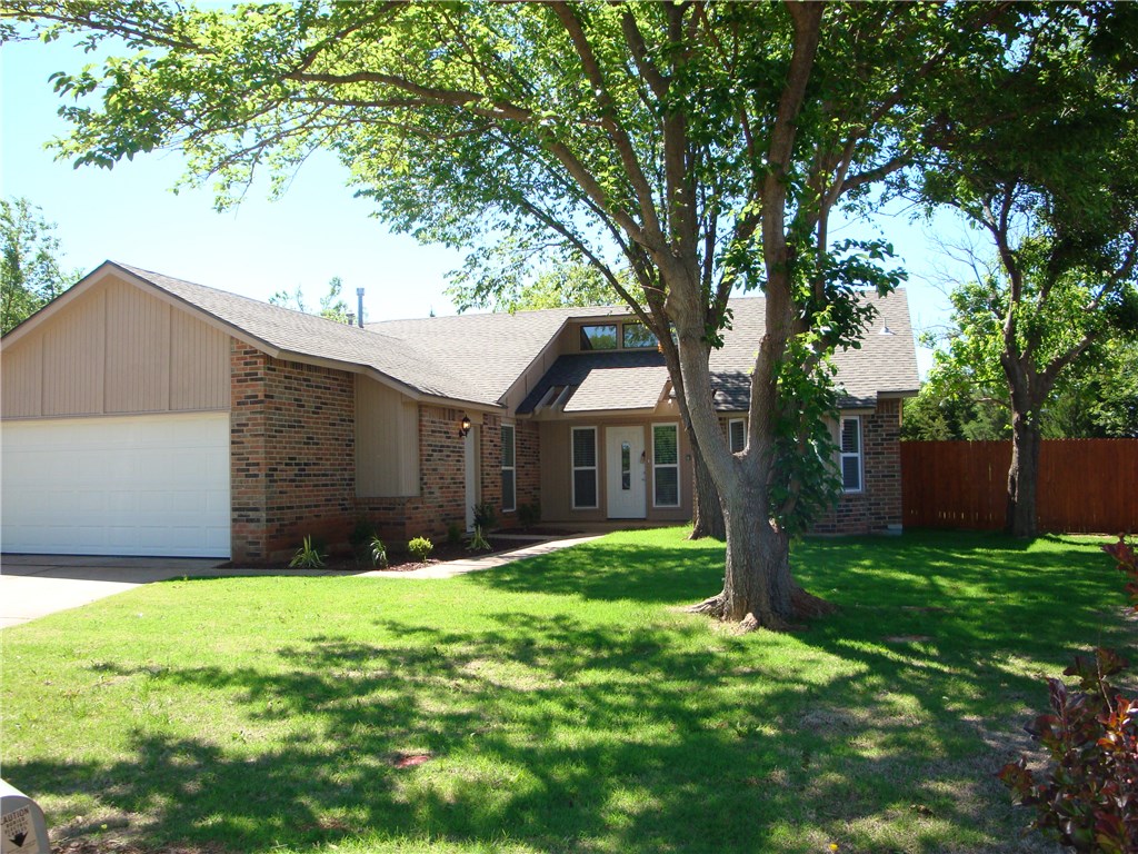 100 Sonora Dr, Edmond, OK 73013 photo 4