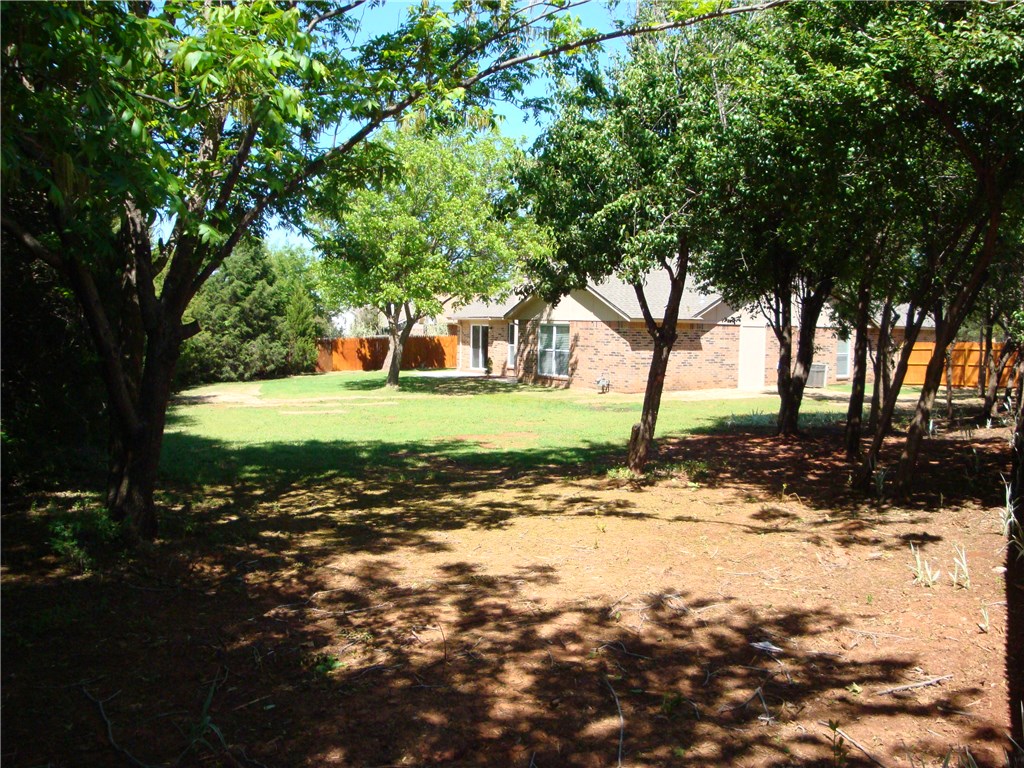 100 Sonora Dr, Edmond, OK 73013 photo 22