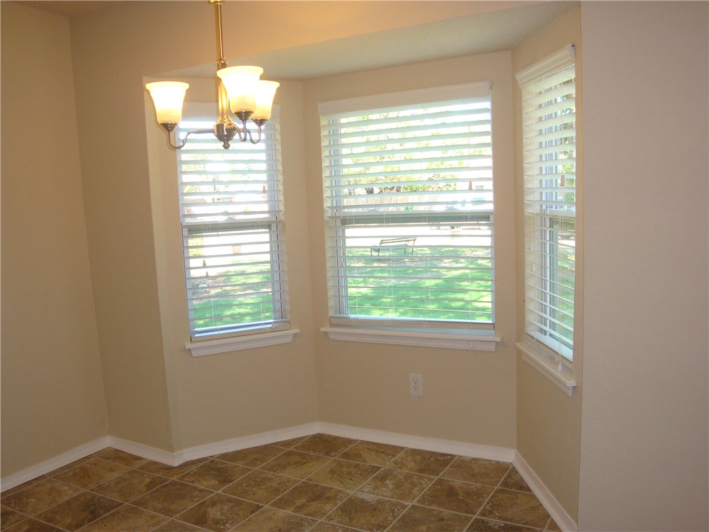 100 Sonora Dr, Edmond, OK 73013 photo 12
