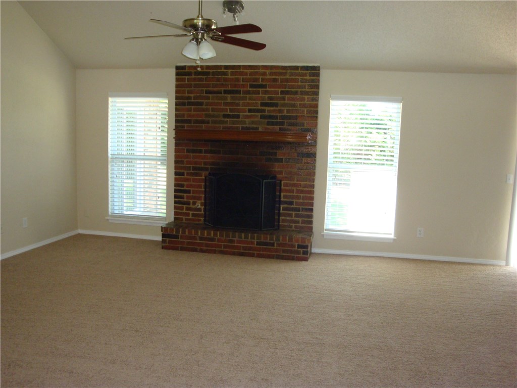 100 Sonora Dr, Edmond, OK 73013 photo 5