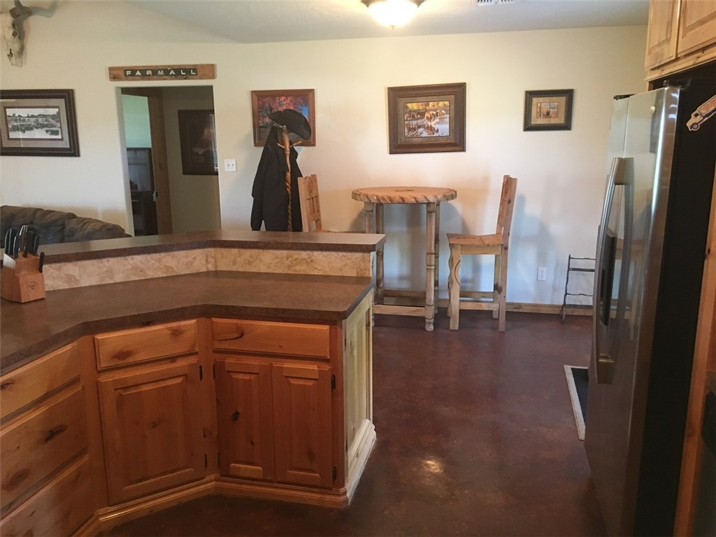 16568 NW Allison Rd, Apache, OK 73006 photo 5