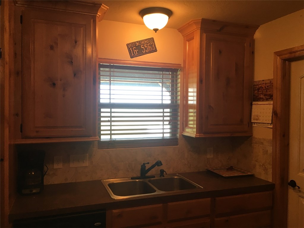 16568 NW Allison Rd, Apache, OK 73006 photo 10