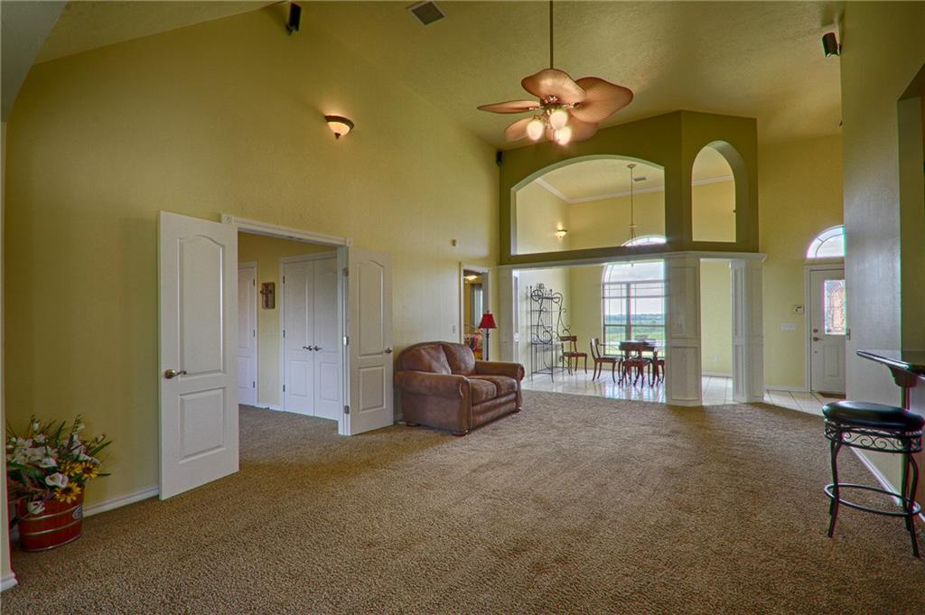 2910 E Silver City Rdg, Tuttle, OK 73089 photo 9