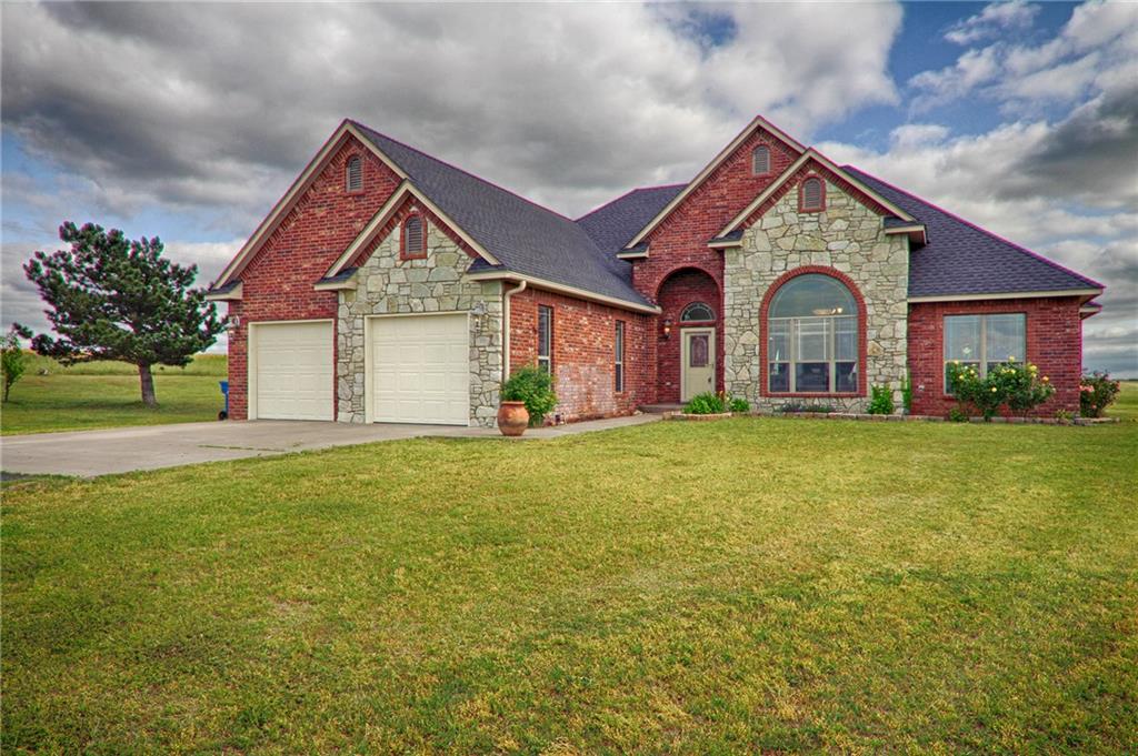 2910 E Silver City Rdg, Tuttle, OK 73089 photo 1