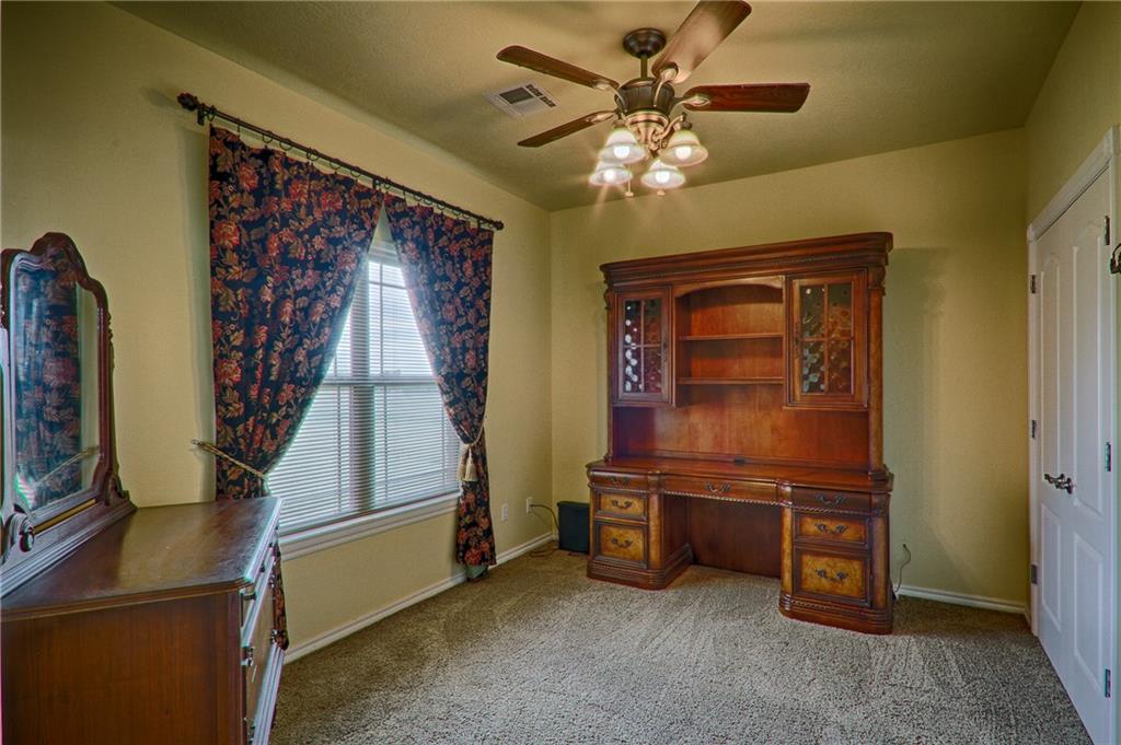 2910 E Silver City Rdg, Tuttle, OK 73089 photo 23