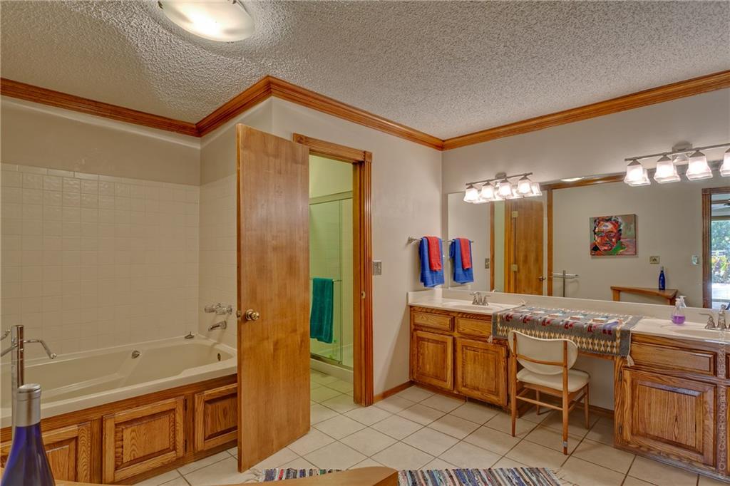 14025 Apache Dr, Edmond, OK 73013 photo 22
