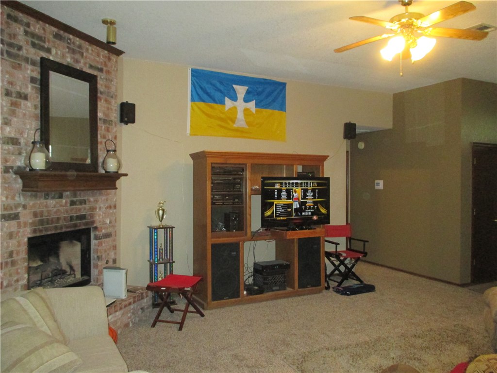 1912 E View Dr, Norman, OK 73071 photo 3
