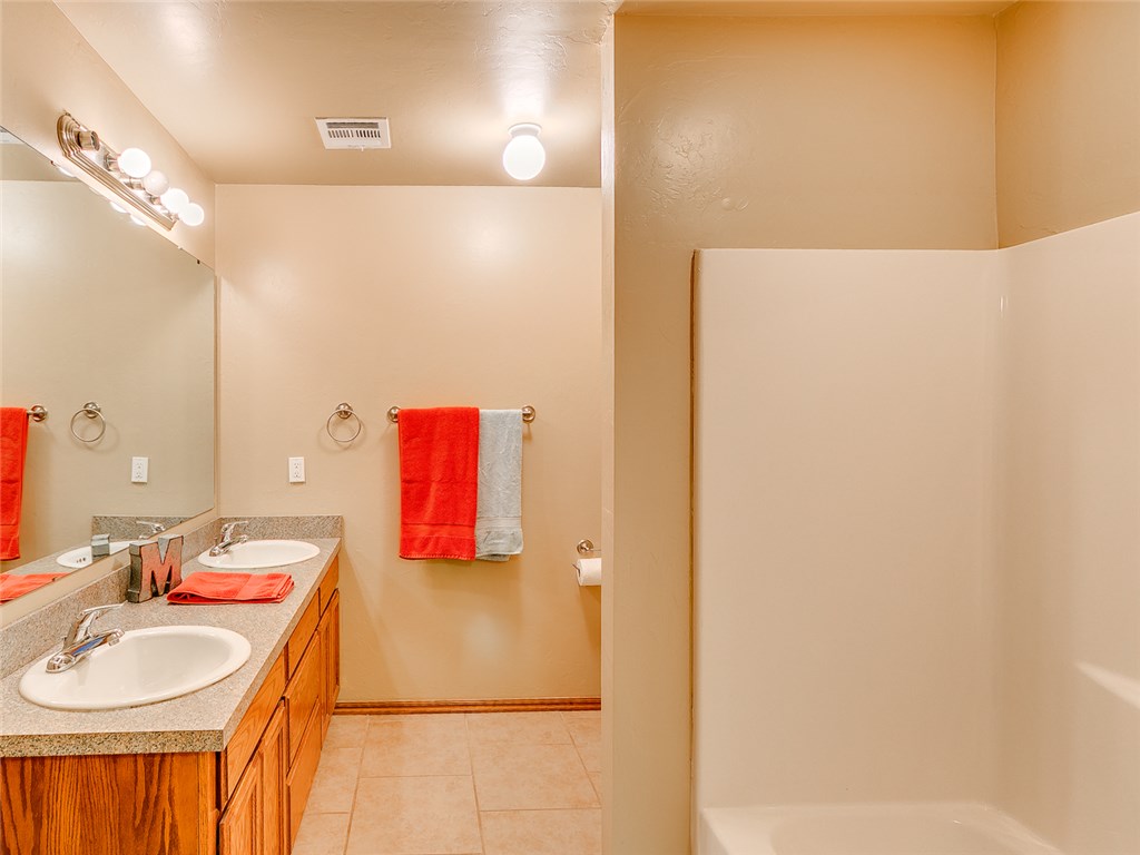 981 Sunflower, Tuttle, OK 73089 photo 35