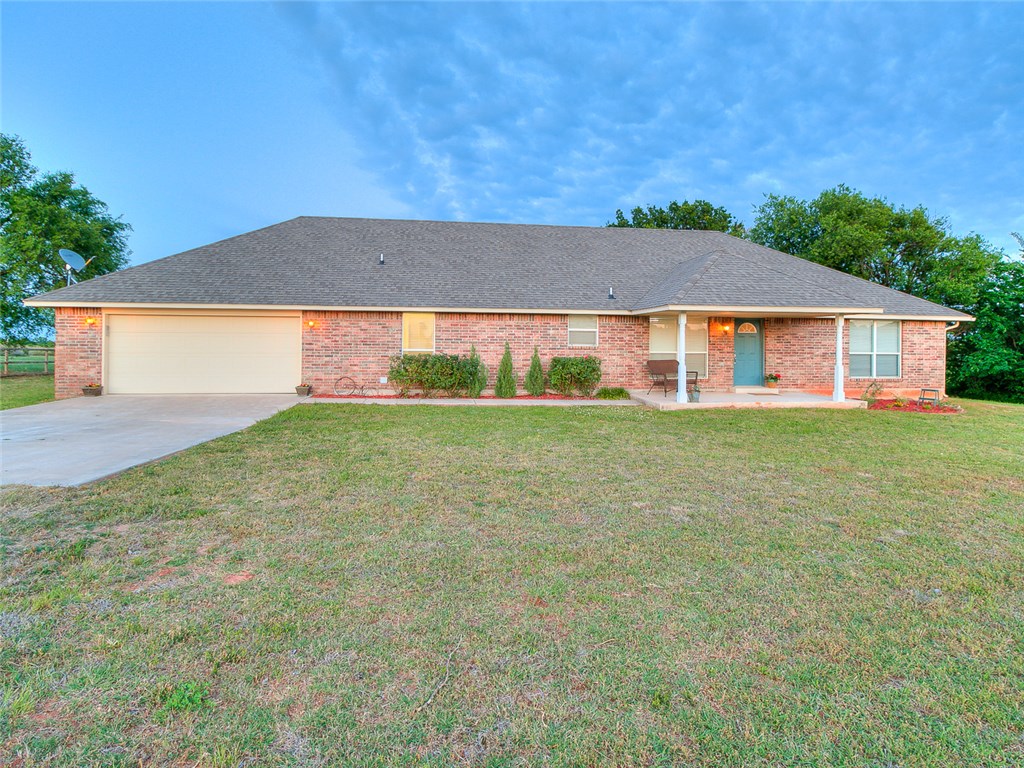 981 Sunflower, Tuttle, OK 73089 photo 1