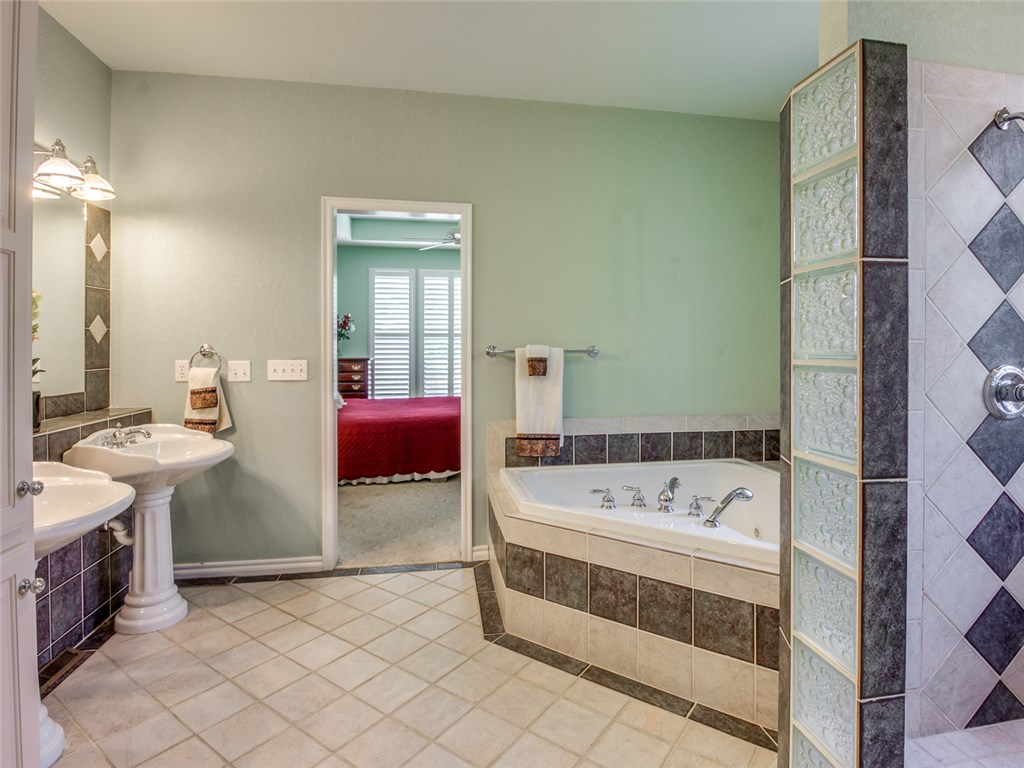 3308 Pinehurst, Norman, OK 73072 photo 17