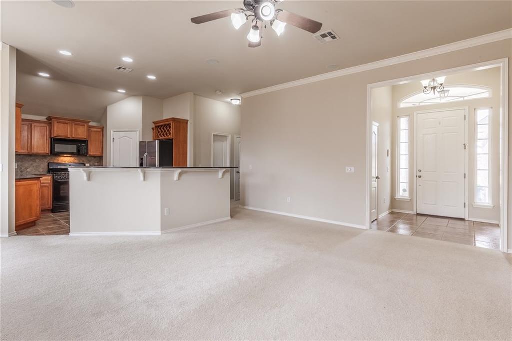2917 Danielle Ter, Moore, OK 73160 photo 13