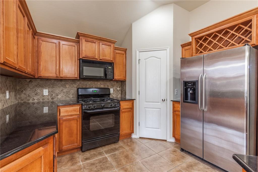2917 Danielle Ter, Moore, OK 73160 photo 11
