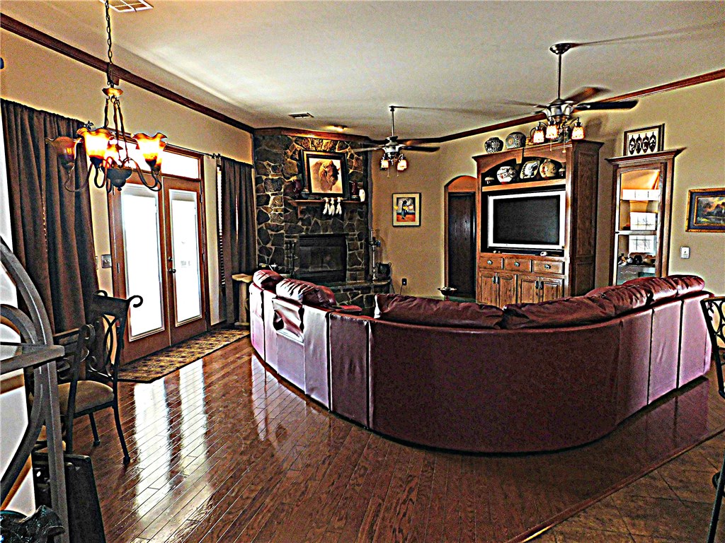 125 Zelda, Mcloud, OK 74851 photo 14