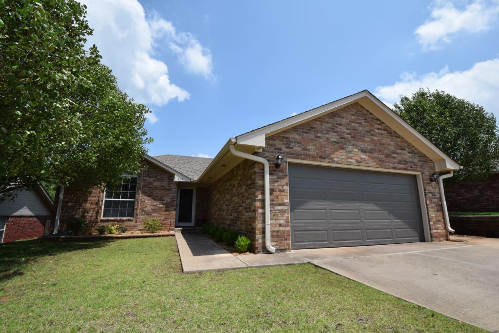 205 Greentree Dr, Noble, OK 73068 photo 1