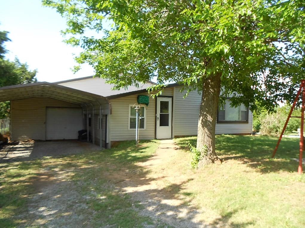 22355 W Eighth, Hinton, OK 73047 photo 1