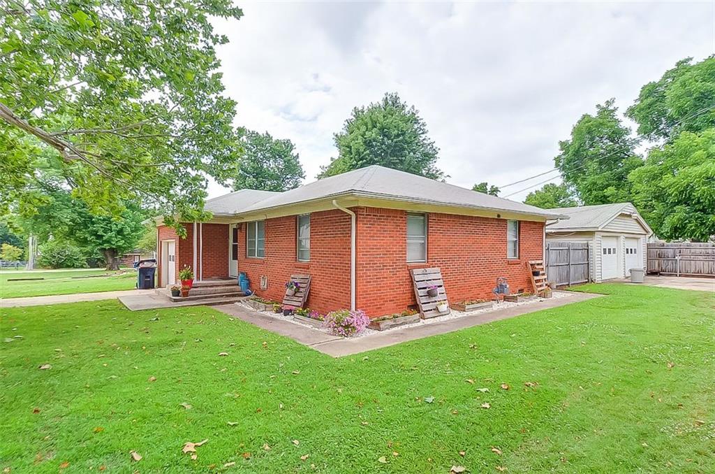 103 E Ash, Noble, OK 73068 photo 33