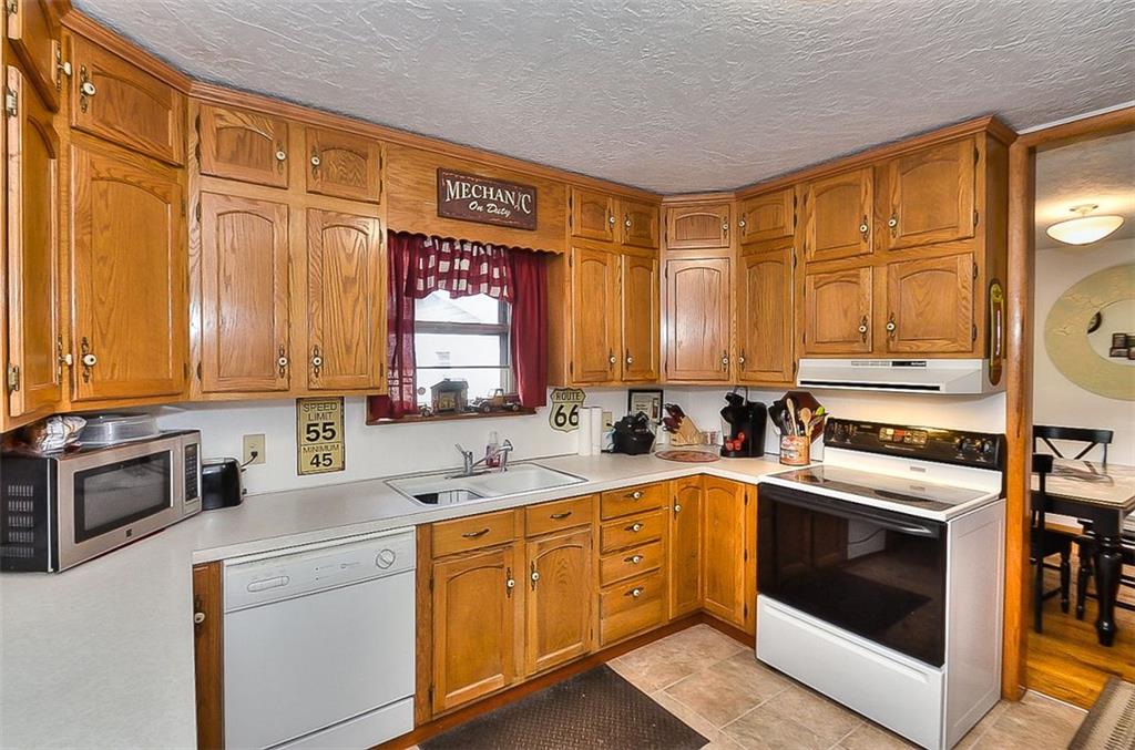 103 E Ash, Noble, OK 73068 photo 4